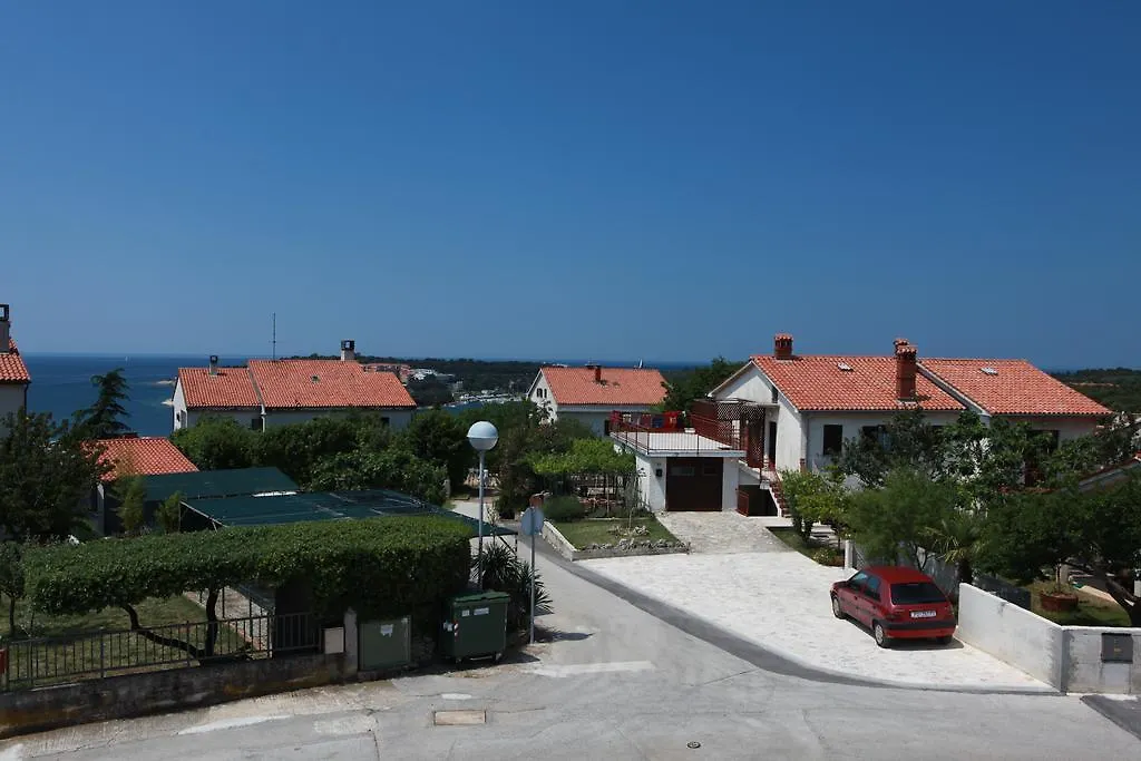 Apartments Benito Pjescana Uvala