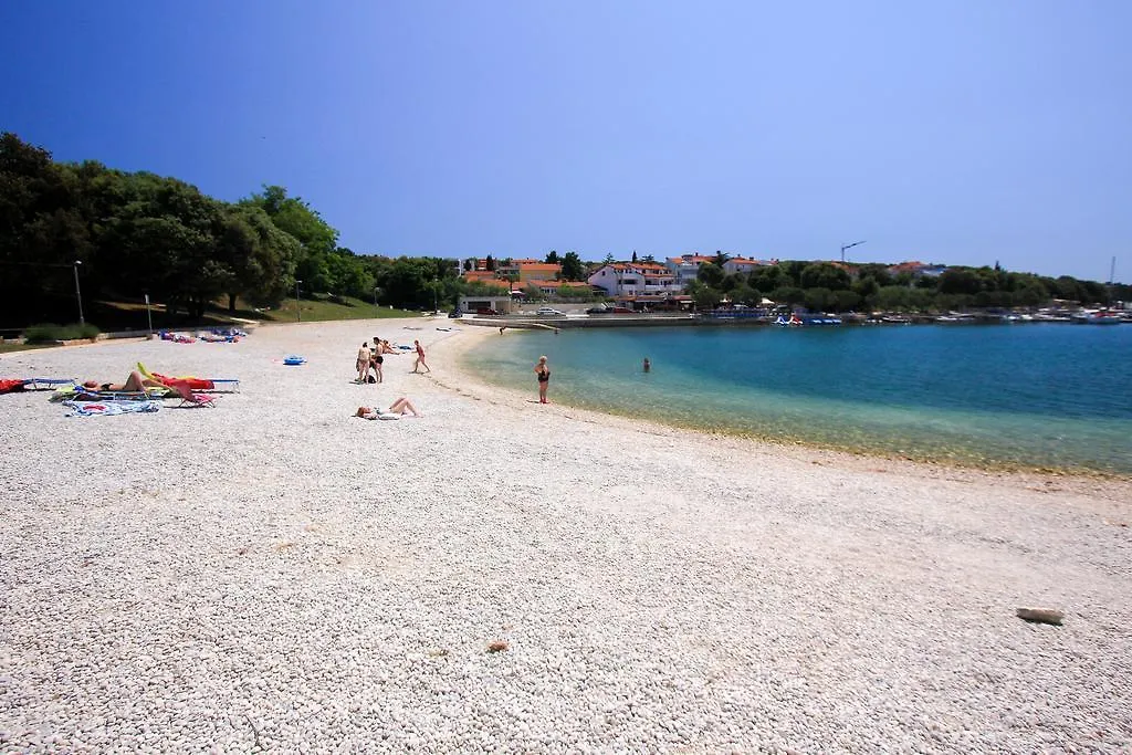 Apartments Benito Pjescana Uvala Croatia